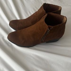 Esprit Brown Booties - Size 8